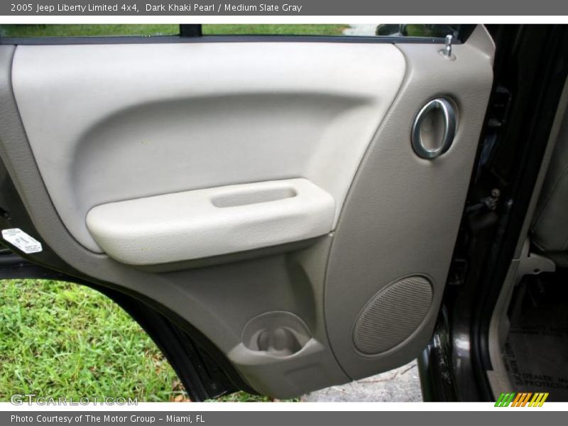Dark Khaki Pearl / Medium Slate Gray 2005 Jeep Liberty Limited 4x4