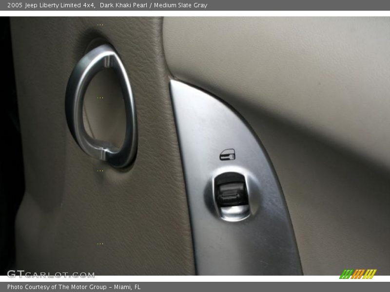 Dark Khaki Pearl / Medium Slate Gray 2005 Jeep Liberty Limited 4x4