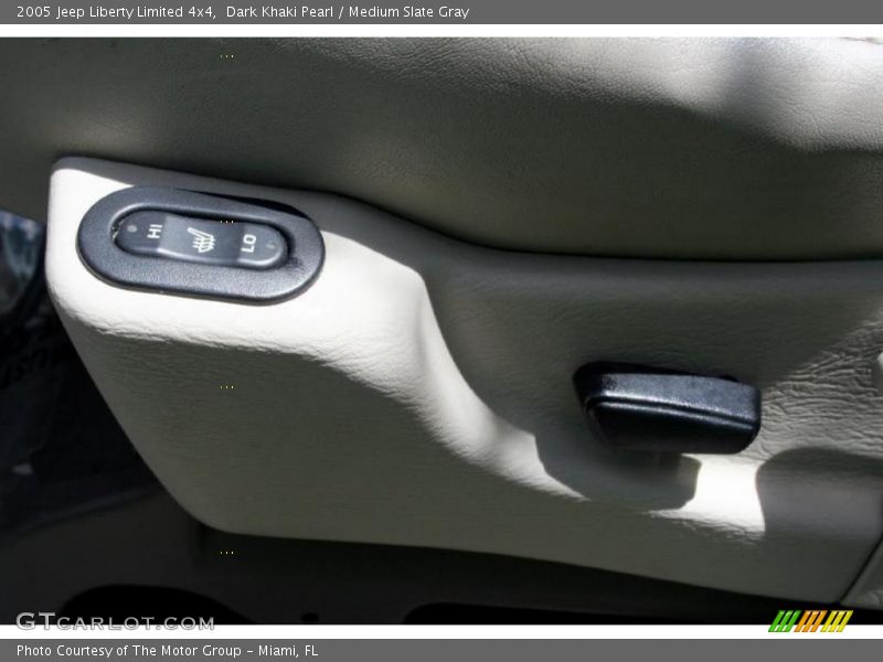 Dark Khaki Pearl / Medium Slate Gray 2005 Jeep Liberty Limited 4x4
