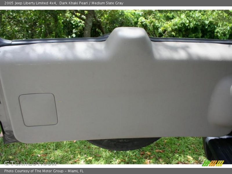 Dark Khaki Pearl / Medium Slate Gray 2005 Jeep Liberty Limited 4x4