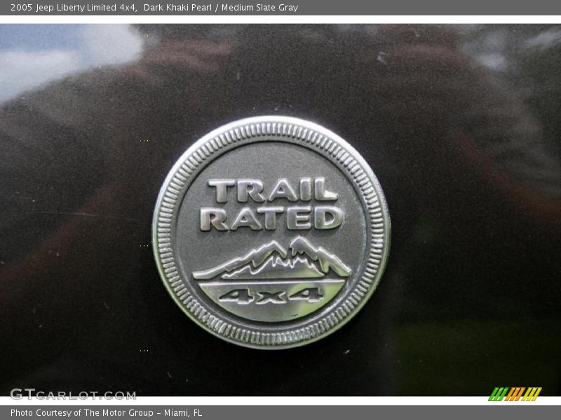 Dark Khaki Pearl / Medium Slate Gray 2005 Jeep Liberty Limited 4x4