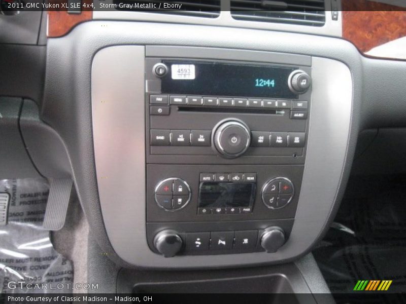Storm Gray Metallic / Ebony 2011 GMC Yukon XL SLE 4x4