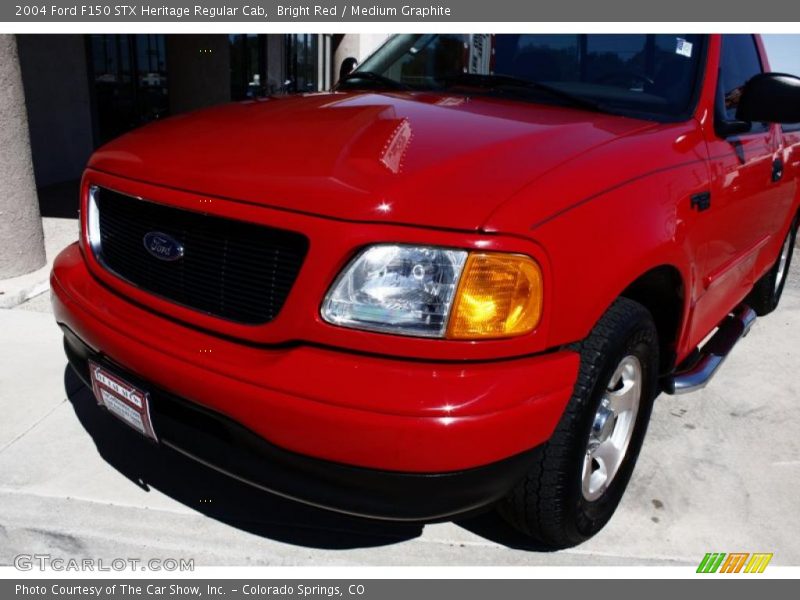 Bright Red / Medium Graphite 2004 Ford F150 STX Heritage Regular Cab