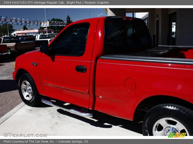 Bright Red / Medium Graphite 2004 Ford F150 STX Heritage Regular Cab