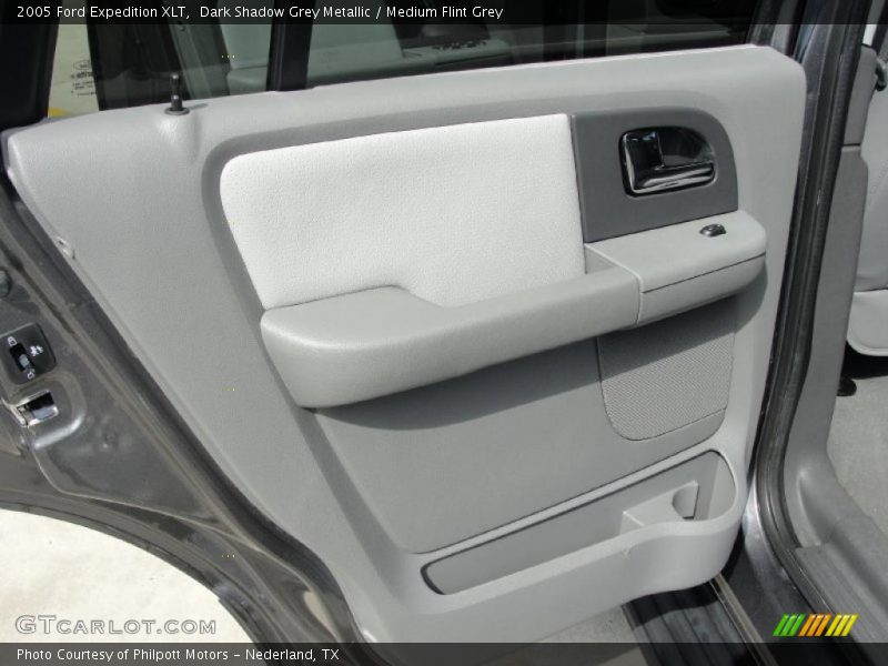 Dark Shadow Grey Metallic / Medium Flint Grey 2005 Ford Expedition XLT