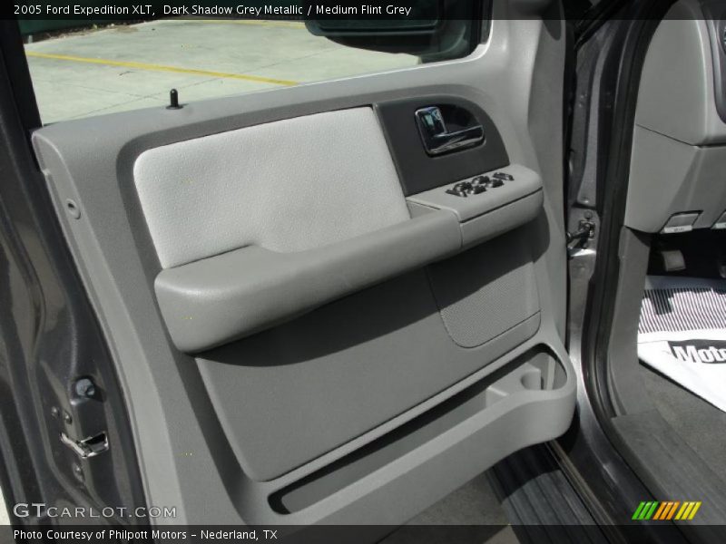 Dark Shadow Grey Metallic / Medium Flint Grey 2005 Ford Expedition XLT