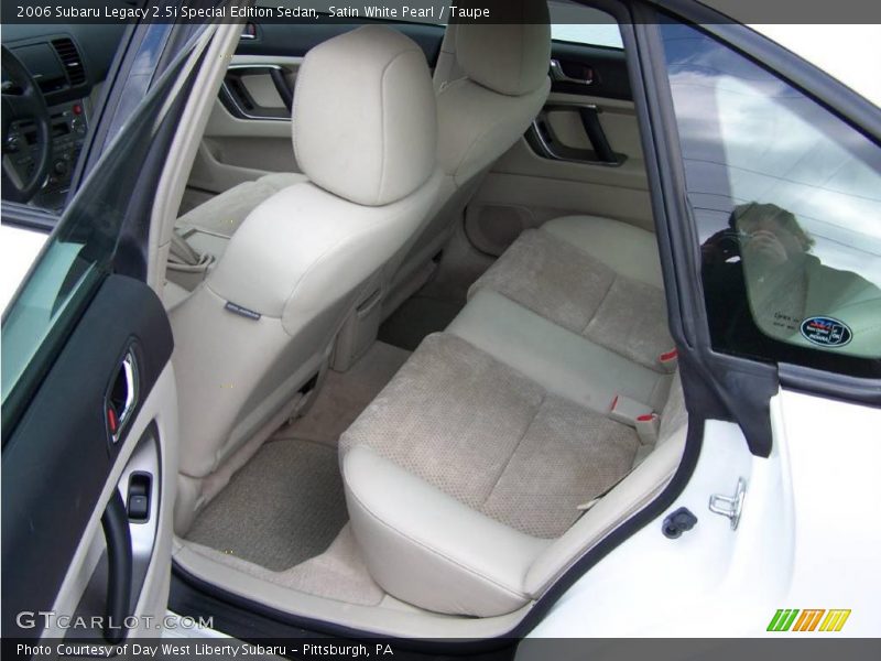 Satin White Pearl / Taupe 2006 Subaru Legacy 2.5i Special Edition Sedan