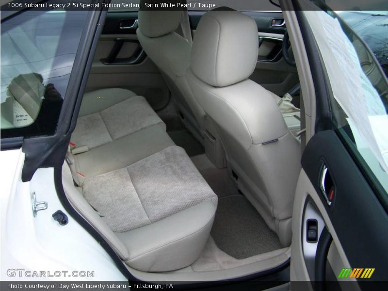 Satin White Pearl / Taupe 2006 Subaru Legacy 2.5i Special Edition Sedan