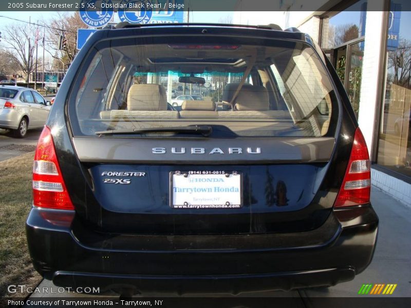 Obsidian Black Pearl / Beige 2005 Subaru Forester 2.5 XS