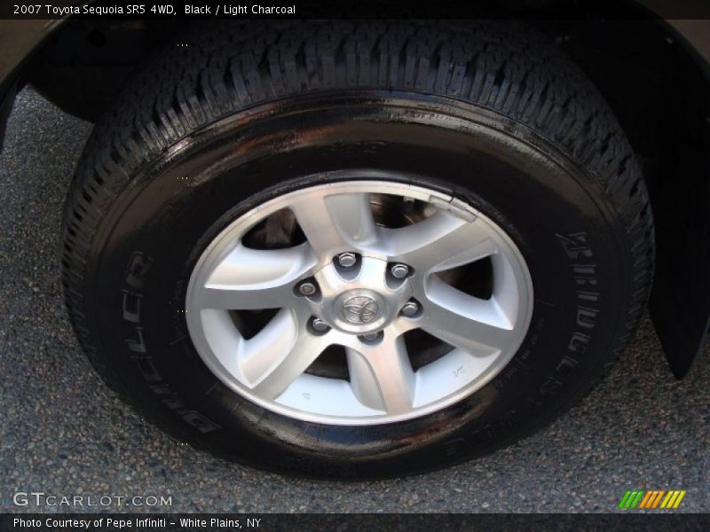 Black / Light Charcoal 2007 Toyota Sequoia SR5 4WD