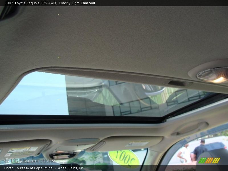 Black / Light Charcoal 2007 Toyota Sequoia SR5 4WD