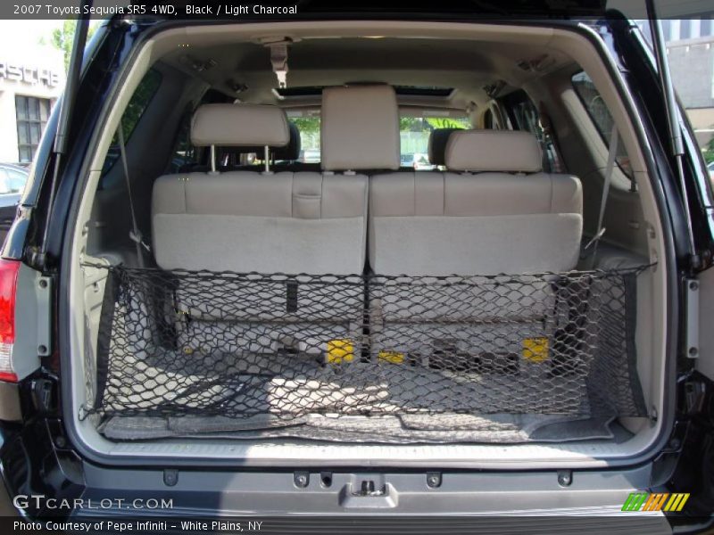 Black / Light Charcoal 2007 Toyota Sequoia SR5 4WD