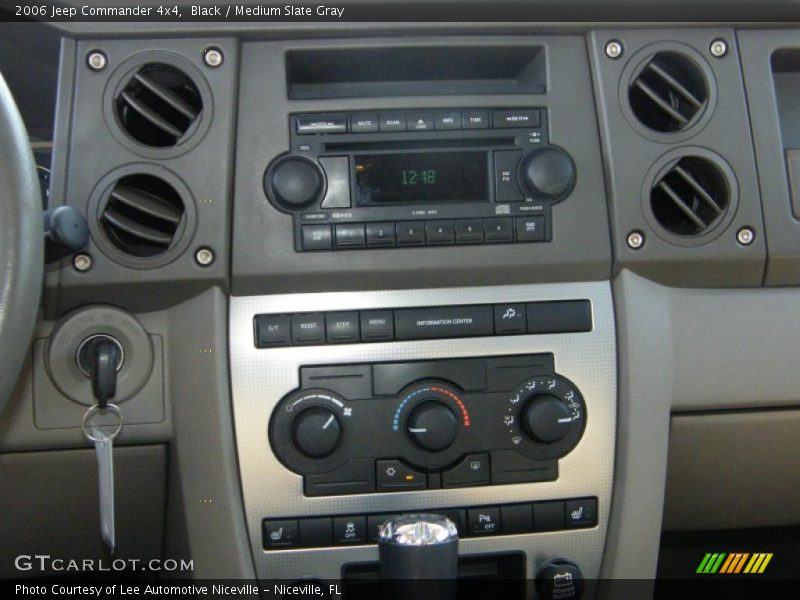 Black / Medium Slate Gray 2006 Jeep Commander 4x4