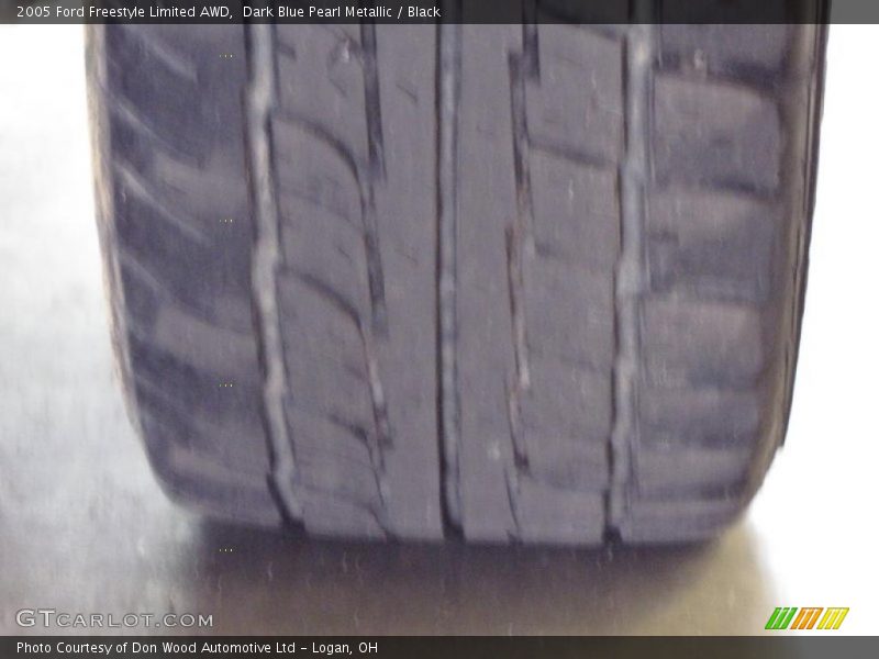 Dark Blue Pearl Metallic / Black 2005 Ford Freestyle Limited AWD