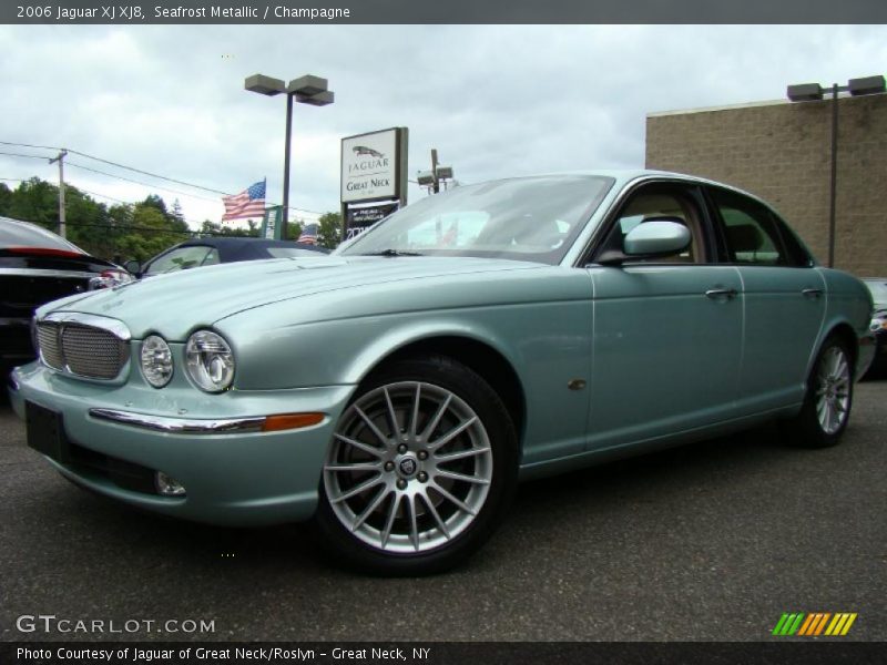 Seafrost Metallic / Champagne 2006 Jaguar XJ XJ8