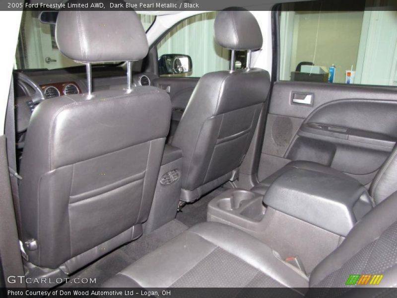 Dark Blue Pearl Metallic / Black 2005 Ford Freestyle Limited AWD