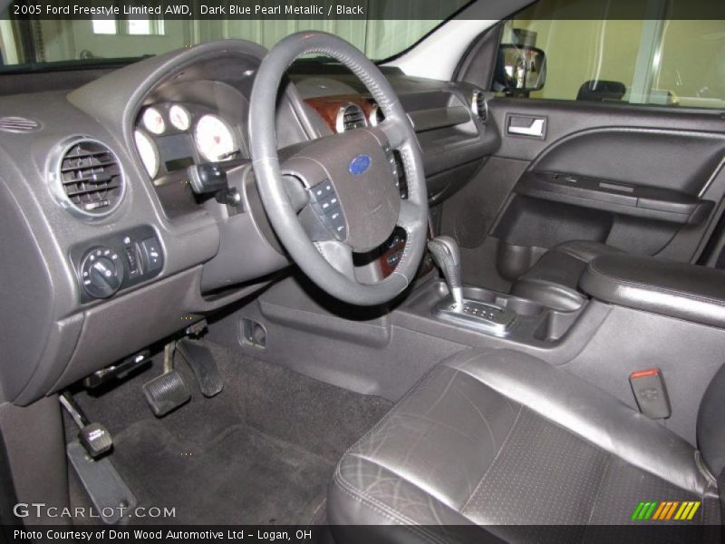 Dark Blue Pearl Metallic / Black 2005 Ford Freestyle Limited AWD