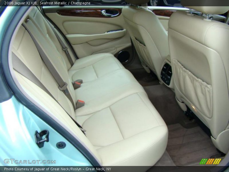 Seafrost Metallic / Champagne 2006 Jaguar XJ XJ8
