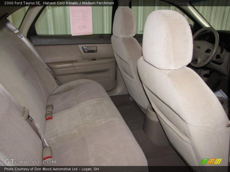 Harvest Gold Metallic / Medium Parchment 2000 Ford Taurus SE