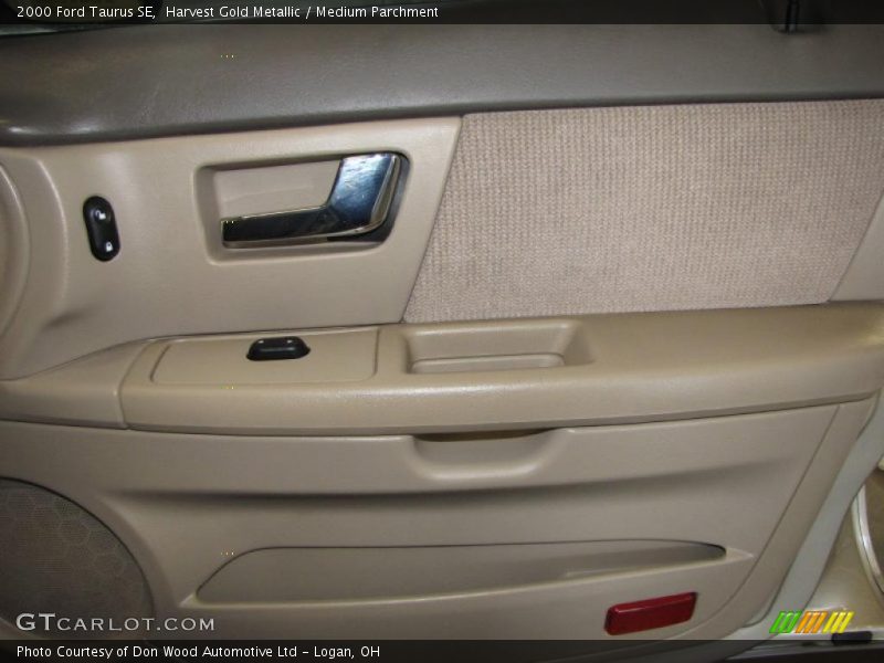 Harvest Gold Metallic / Medium Parchment 2000 Ford Taurus SE