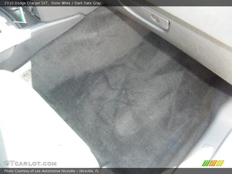Stone White / Dark Slate Gray 2010 Dodge Charger SXT
