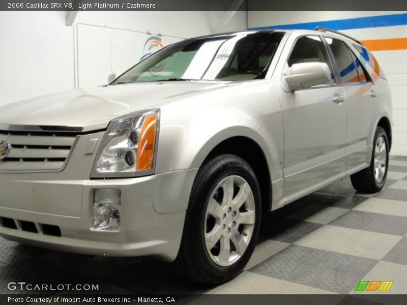 Light Platinum / Cashmere 2006 Cadillac SRX V8