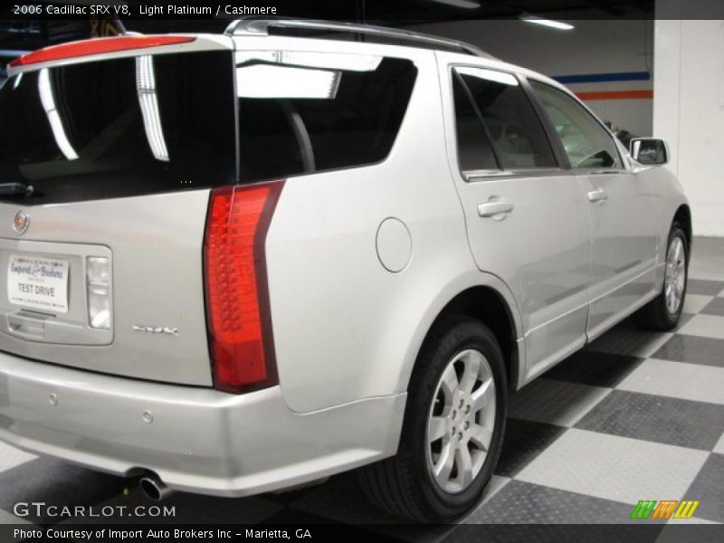 Light Platinum / Cashmere 2006 Cadillac SRX V8