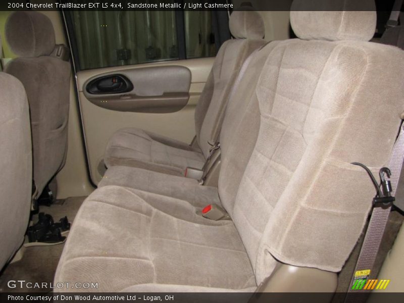 Sandstone Metallic / Light Cashmere 2004 Chevrolet TrailBlazer EXT LS 4x4