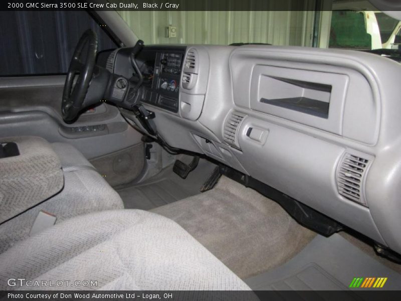 Black / Gray 2000 GMC Sierra 3500 SLE Crew Cab Dually