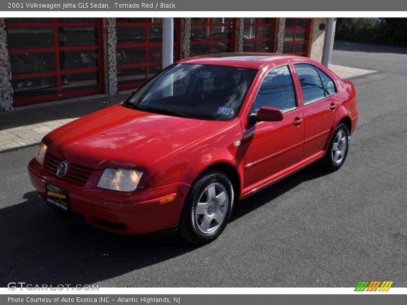 Tornado Red / Black 2001 Volkswagen Jetta GLS Sedan