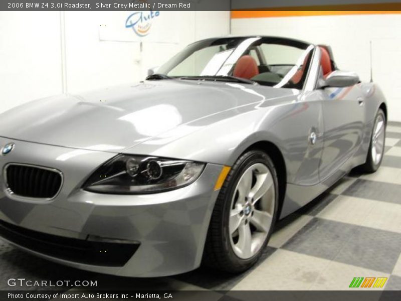 Silver Grey Metallic / Dream Red 2006 BMW Z4 3.0i Roadster