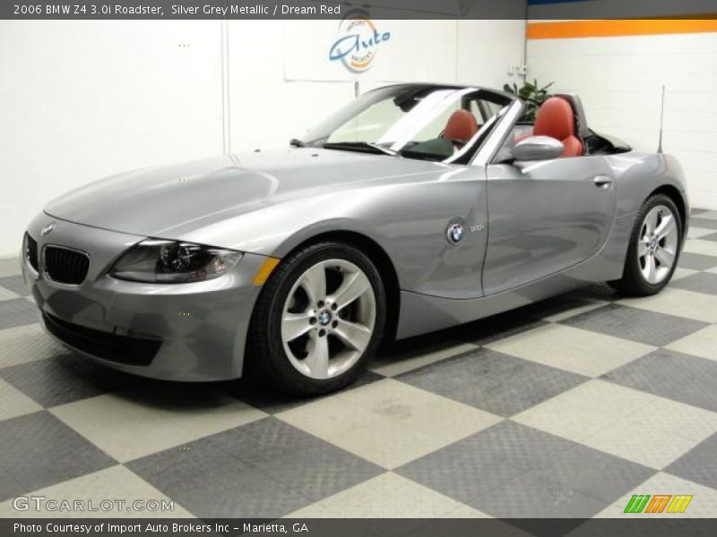Silver Grey Metallic / Dream Red 2006 BMW Z4 3.0i Roadster