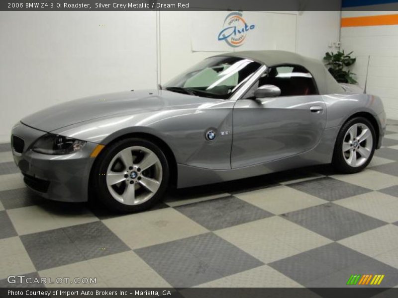 Silver Grey Metallic / Dream Red 2006 BMW Z4 3.0i Roadster