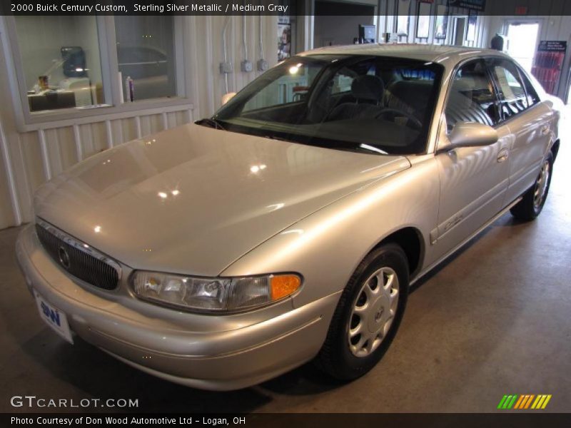 Sterling Silver Metallic / Medium Gray 2000 Buick Century Custom