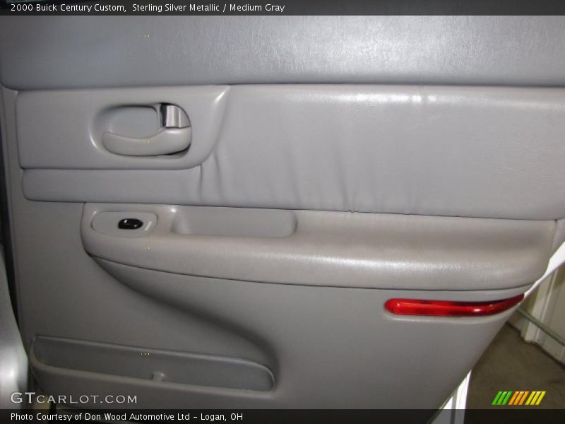 Sterling Silver Metallic / Medium Gray 2000 Buick Century Custom