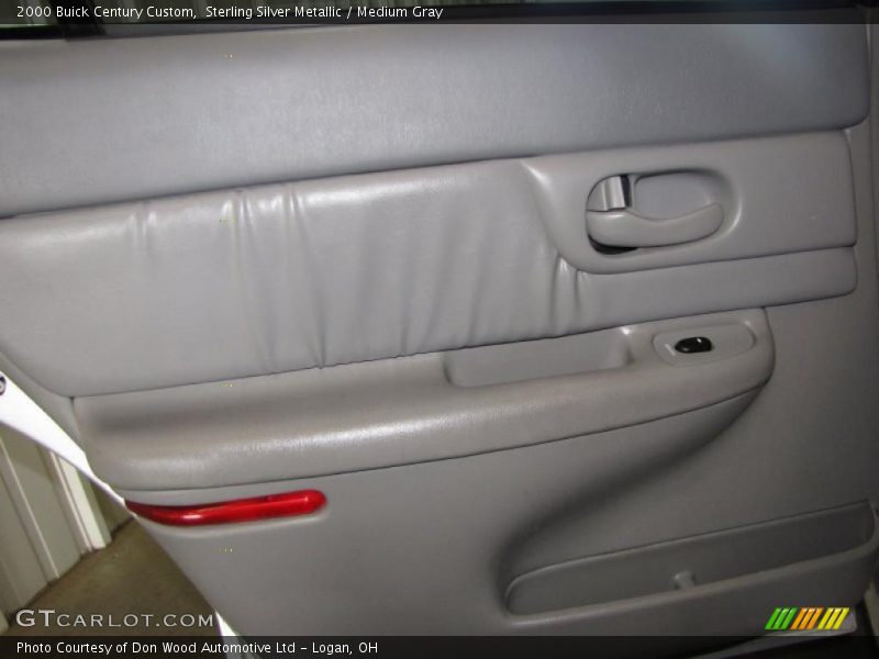 Sterling Silver Metallic / Medium Gray 2000 Buick Century Custom