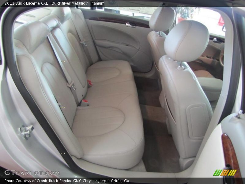 Quicksilver Metallic / Titanium 2011 Buick Lucerne CXL