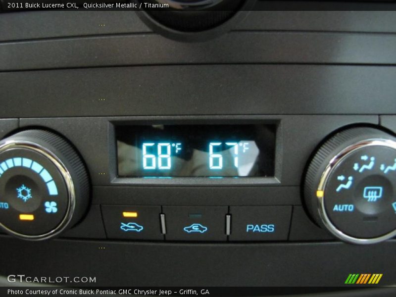 Quicksilver Metallic / Titanium 2011 Buick Lucerne CXL
