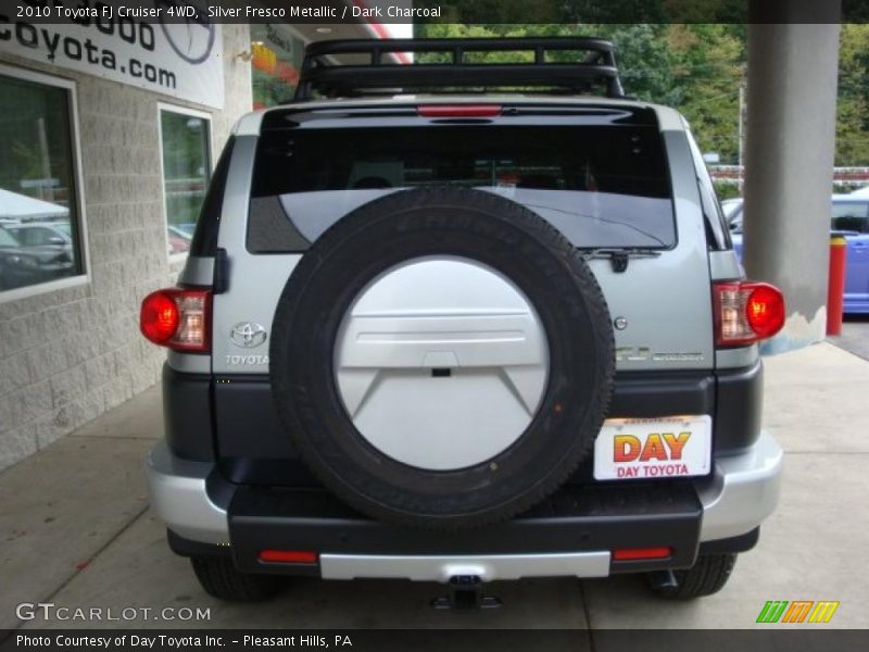 Silver Fresco Metallic / Dark Charcoal 2010 Toyota FJ Cruiser 4WD