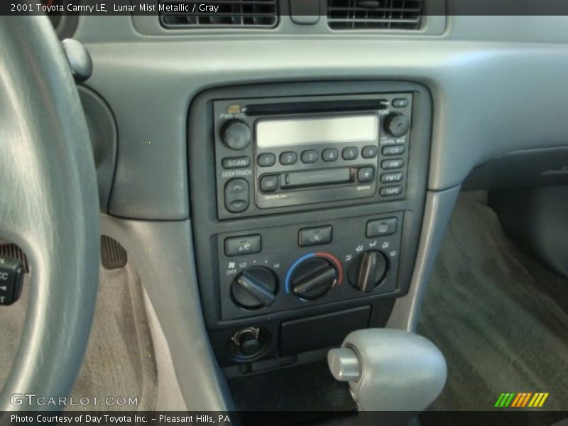 Lunar Mist Metallic / Gray 2001 Toyota Camry LE