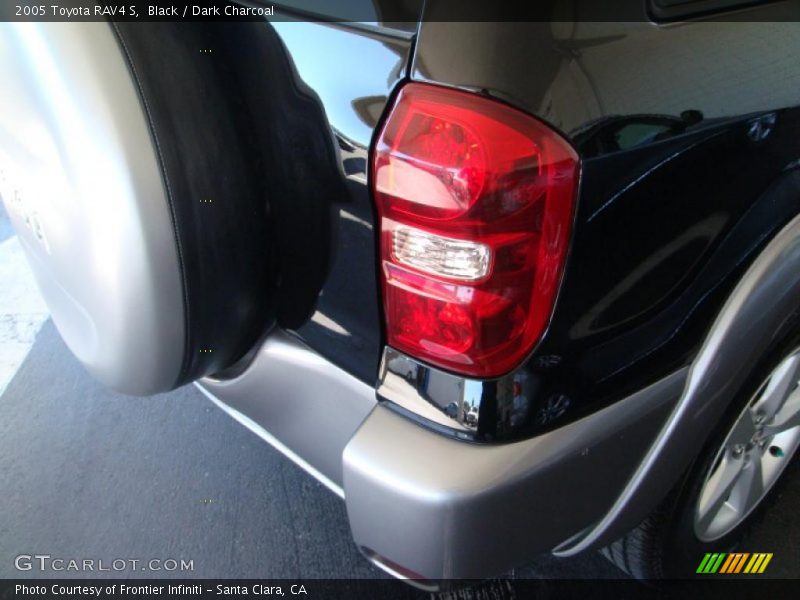 Black / Dark Charcoal 2005 Toyota RAV4 S