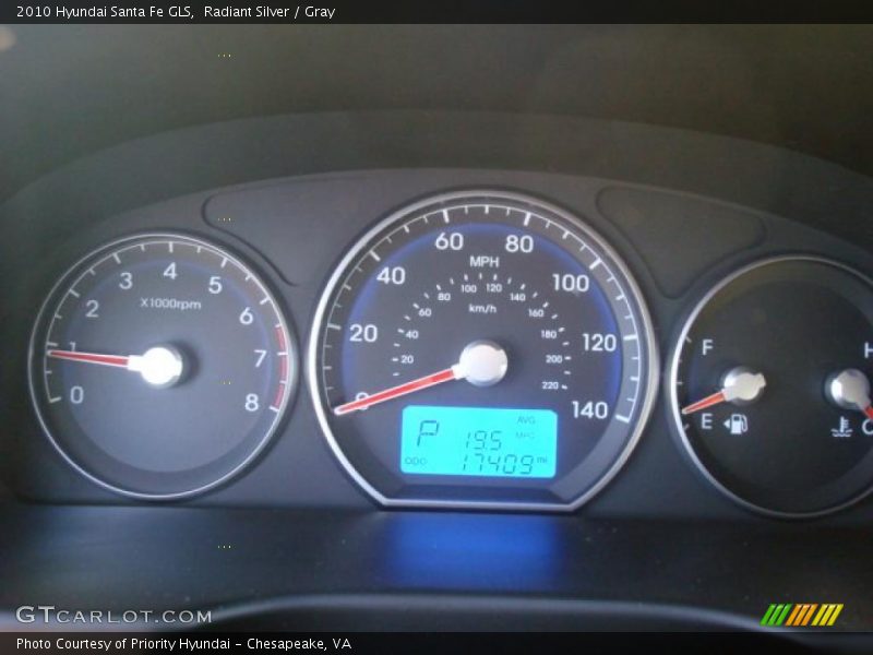 Radiant Silver / Gray 2010 Hyundai Santa Fe GLS