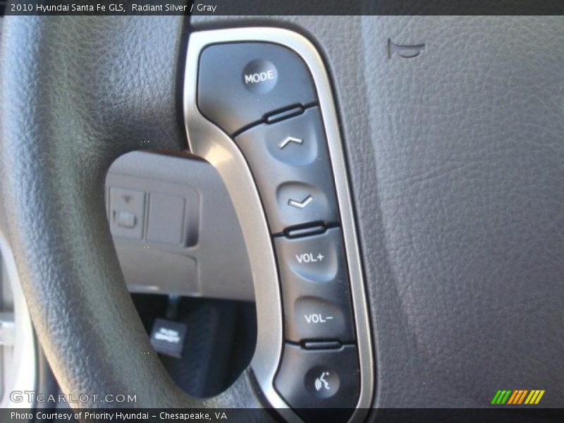 Radiant Silver / Gray 2010 Hyundai Santa Fe GLS