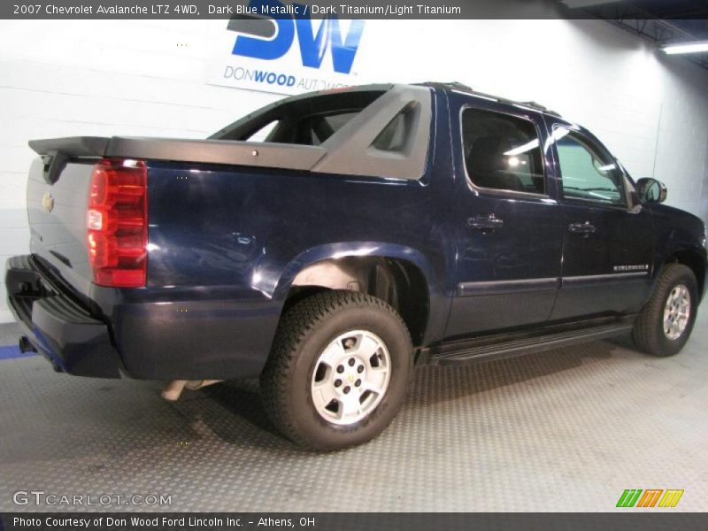 Dark Blue Metallic / Dark Titanium/Light Titanium 2007 Chevrolet Avalanche LTZ 4WD
