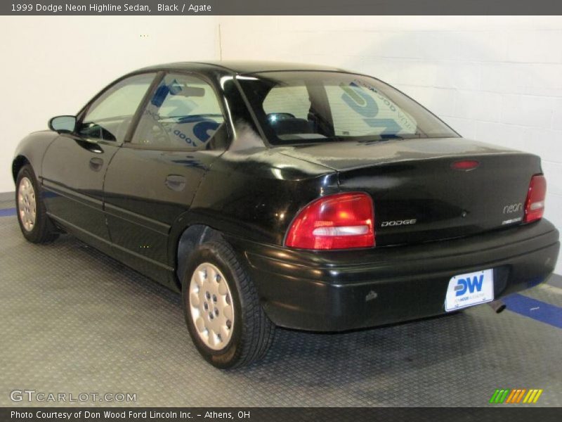 Black / Agate 1999 Dodge Neon Highline Sedan