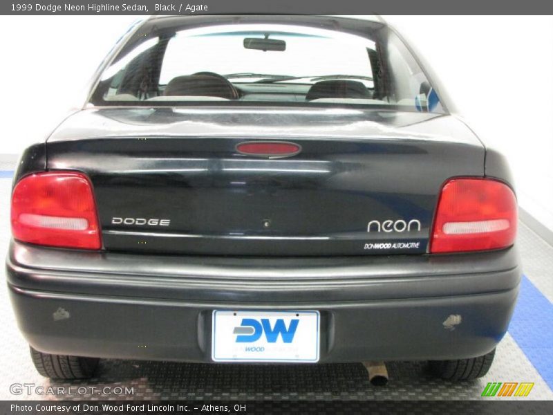 Black / Agate 1999 Dodge Neon Highline Sedan