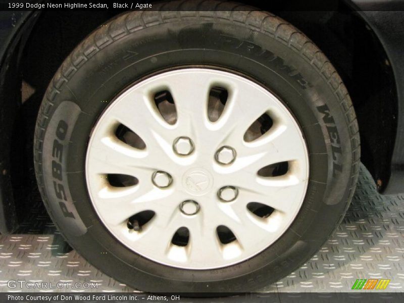 Black / Agate 1999 Dodge Neon Highline Sedan