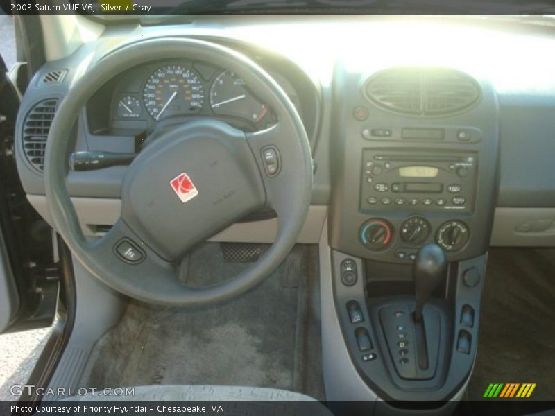 Silver / Gray 2003 Saturn VUE V6