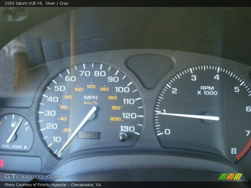 Silver / Gray 2003 Saturn VUE V6