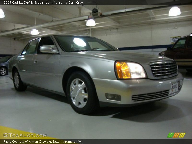 Light Platinum / Dark Gray 2005 Cadillac DeVille Sedan